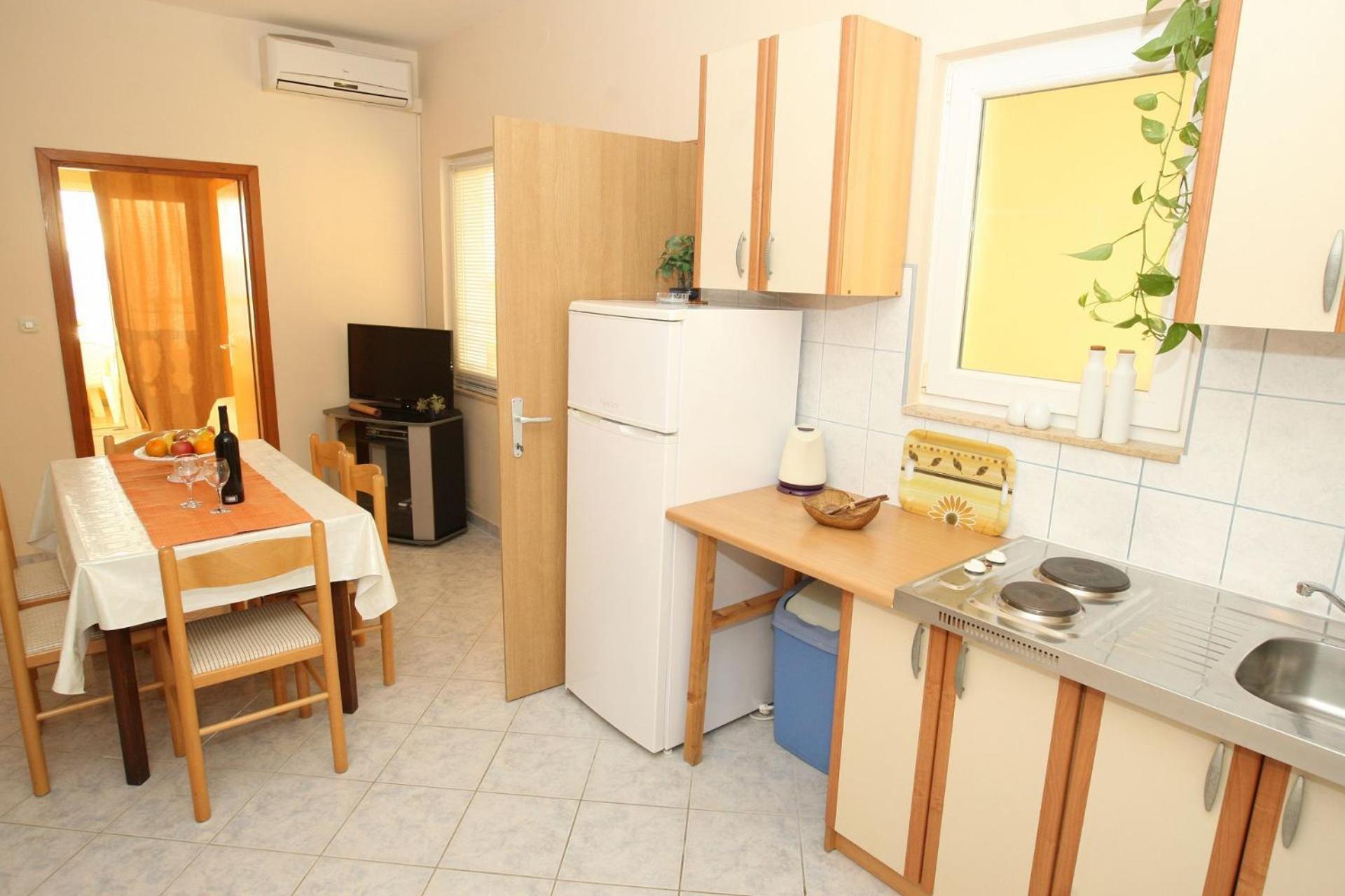 Apts Mladen - family friendly Vrsi Exteriör bild