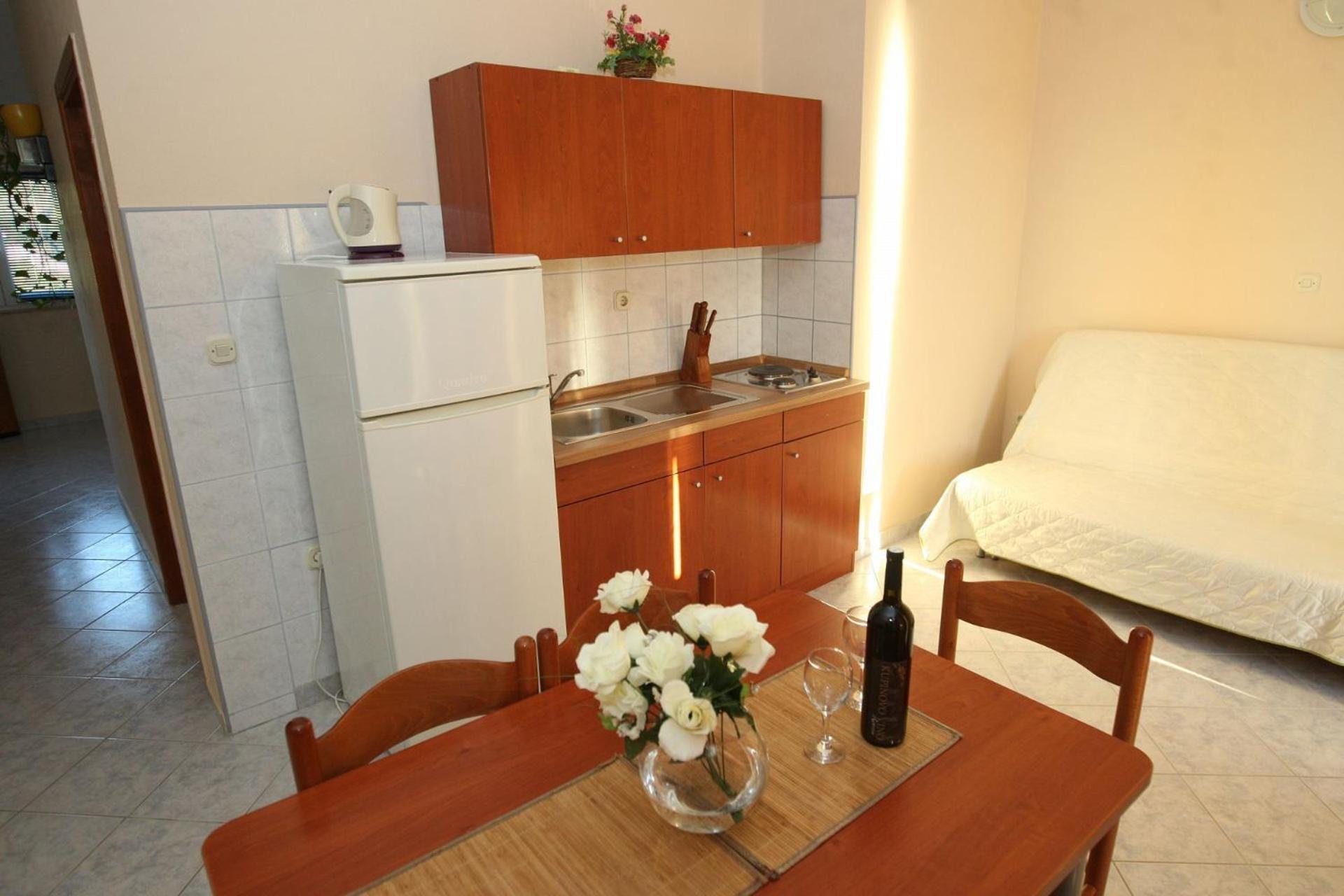 Apts Mladen - family friendly Vrsi Exteriör bild
